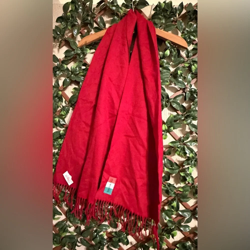 Century 21 Cashmere Red Fringe Scarf Flawed Beauty